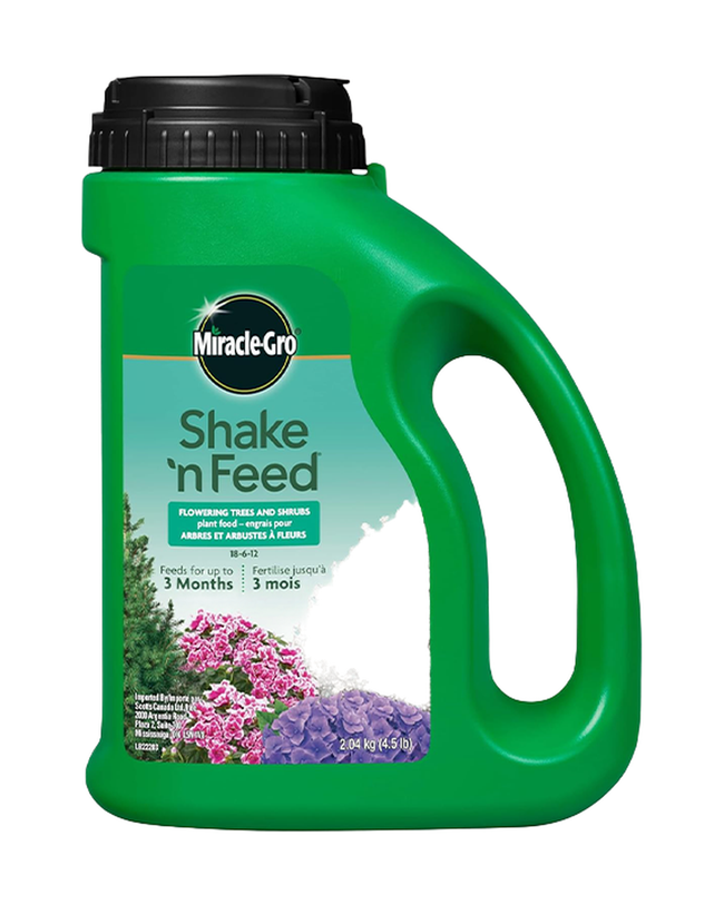 Shake 'N Feed® Engrais Arbres et Arbustes Fleuris Miracle-Gro®