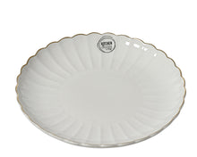 Assiette de Noël cannelée à bord doré – Blanc