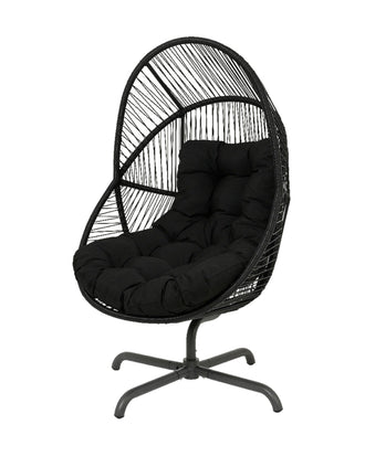 Chaise œuf en rotin noir – Collection Hvar — photo sur fond blanc