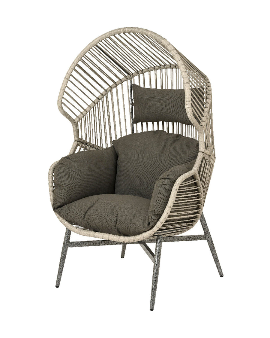 Chaise œuf en rotin gris – Collection Fermo — photo sur fond blanc