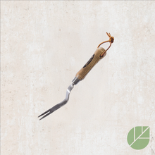 Traditional stainless steel dandelion puller