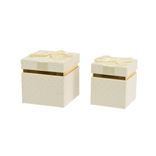 Boîte cadeau décorative en velours côtelé – Crème