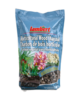 Charbon de bois horticole Lambert — photo sur fond blanc