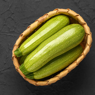 Visuel principal associé à Zucchini 'Genovese', semences offertes par Cutleaf Seed. Cette image accompagne la fiche pour relier clairement le produit à son emballage ou à la culture présentée. Elle complète les renseignements de semis, de culture et de récolte, sans remplacer les indications propres au lot ni les conseils détaillés figurant sur le sachet.