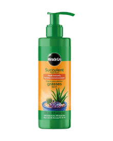 Engrais pour plantes grasses Miracle-Gro® 0.5-1-1 — photo sur fond blanc