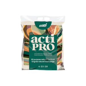 Engrais naturel ACTIPRO à base de fumier de poule et de frass d’insectes, avec analyse garantie 4-2.5-2.8 pour soutenir la fertilité du sol et la croissance des cultures.