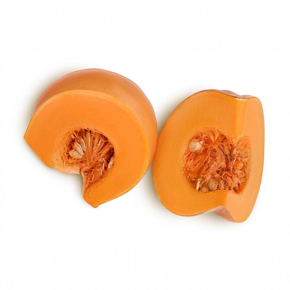 Photo de Courge 'Butterkin' F1. La courge 'Butterkin F1' est un croisement unique entre une courge Butternut et une citrouille, offrant des fruits ronds et aplatis avec une chair orange vif. La couleur caractéristique est : beige. Les fruits présentent cette forme : ronde aplatie. Le visuel permet d'observer les contours, les teintes et la disposition des éléments présentés.
