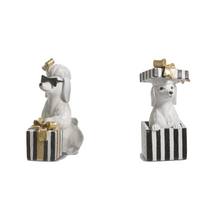 Figurine chiot dans un cadeau de Noël – 6,5 po — toutes les variantes sur fond blanc