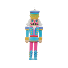 Ornement casse-noisette Candy Shop – 6 po — Turquoise — vue individuelle sur fond blanc