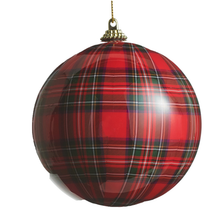 Boule de Noël à carreaux tartan — Rouge — 4 po — vue individuelle sur fond blanc