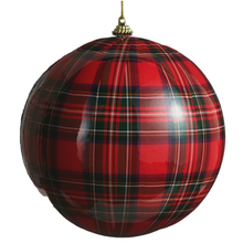 Boule de Noël à carreaux tartan — Rouge — 6 po — vue individuelle sur fond blanc