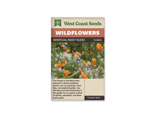 Sachet West Coast Seeds Beneficial Insect Blend montrant des fleurs orange en forme de coupe au-dessus de petites fleurs blanches. Quelques fleurs bleu pâle apparaissent dans le feuillage vert. Les tiges se croisent dans une plantation dense, photographiée de près. Le contraste entre les corolles orange et les petits groupes blancs domine l’image.