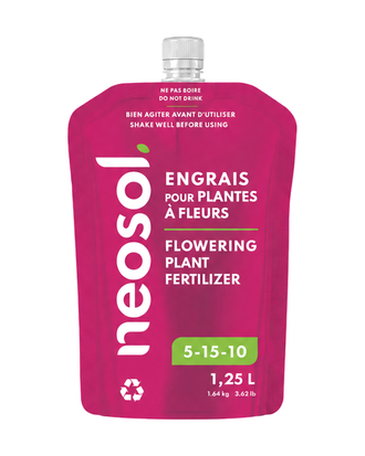 Engrais liquide à fleurs Neosol 1.25L 5-15-10 — photo sur fond blanc