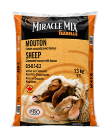 Fumier composté de mouton Miracle Mix – 32 L sur fond blanc pur