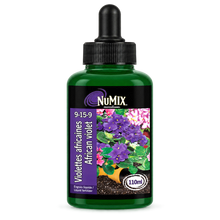 Engrais liquide pour violettes africaines NuMix 9-15-9 – 110 ml sur fond blanc pur