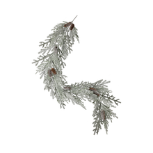 Guirlande de pin enneigé avec cônes 60"