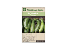 Sachet beige de semences Black Beauty portant un bandeau vert pâle et le nom sur fond brun. Plusieurs longues courgettes vert foncé sont photographiées sur une caisse noire. Certaines sont légèrement courbées; leur peau brillante montre de petits points clairs et des reflets. Des pédoncules verts apparaissent entre les fruits regroupés.