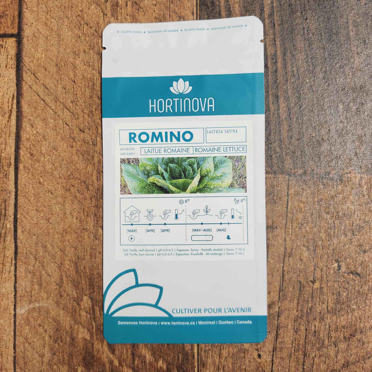 Semences Hortinova de Laitue romaine verte 'Romino', produit destiné au potager et présenté pour identifier clairement le cultivar avant le semis. Vue 2 de l'emballage ou du produit, à utiliser comme repère visuel avec les conseils de culture, l'exposition, l'arrosage et la récolte indiqués dans la fiche française de Pépinière.ca.