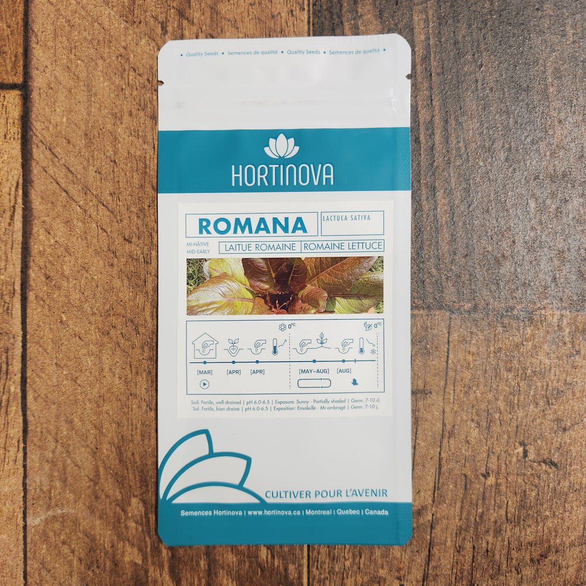Semences Hortinova de Laitue romaine rouge 'Romana', produit destiné au potager et présenté pour identifier clairement le cultivar avant le semis. Vue 2 de l'emballage ou du produit, à utiliser comme repère visuel avec les conseils de culture, l'exposition, l'arrosage et la récolte indiqués dans la fiche française de Pépinière.ca.
