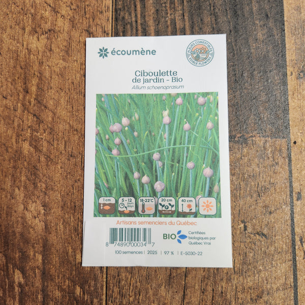 Organic garden chives