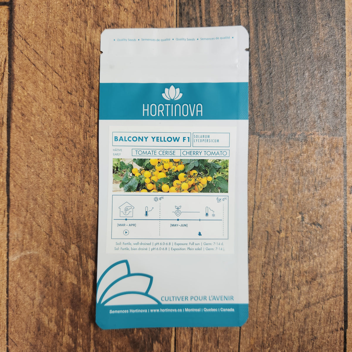 Semences Hortinova de Tomate cerise 'Balcony Yellow' F1, produit destiné au potager et présenté pour identifier clairement le cultivar avant le semis. Vue 2 de l'emballage ou du produit, à utiliser comme repère visuel avec les conseils de culture, l'exposition, l'arrosage et la récolte indiqués dans la fiche française de Pépinière.ca.