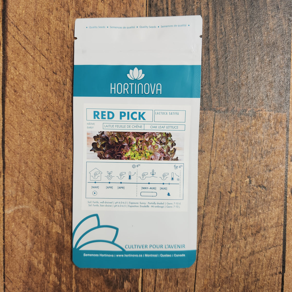 Semences Hortinova de Laitue feuille de chêne rouge 'Red Pick', produit destiné au potager et présenté pour identifier clairement le cultivar avant le semis. Vue 2 de l'emballage ou du produit, à utiliser comme repère visuel avec les conseils de culture, l'exposition, l'arrosage et la récolte indiqués dans la fiche française de Pépinière.ca.