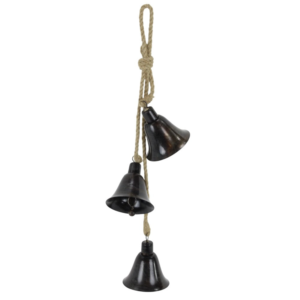 Ornement de 3 clochettes en fer sur cordon de jute