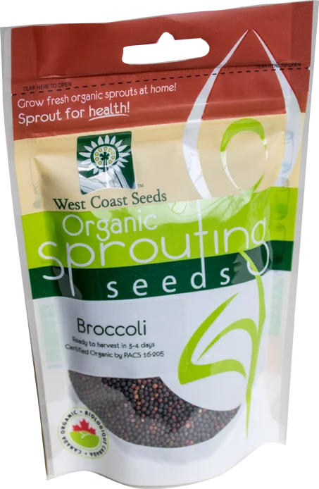 Sachet West Coast Seeds à partie supérieure rouge, avec une étiquette vert jaune portant le nom anglais Broccoli. La fenêtre transparente laisse voir de petites graines rondes et foncées. Le bas blanc de l'emballage présente le logo biologique canadien et les indications de germination. Le délai de 3 à 4 jours est visible sur le devant.